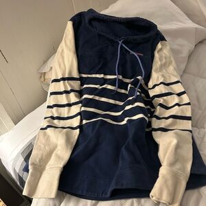 Navy and Cream Striped vineyard vines